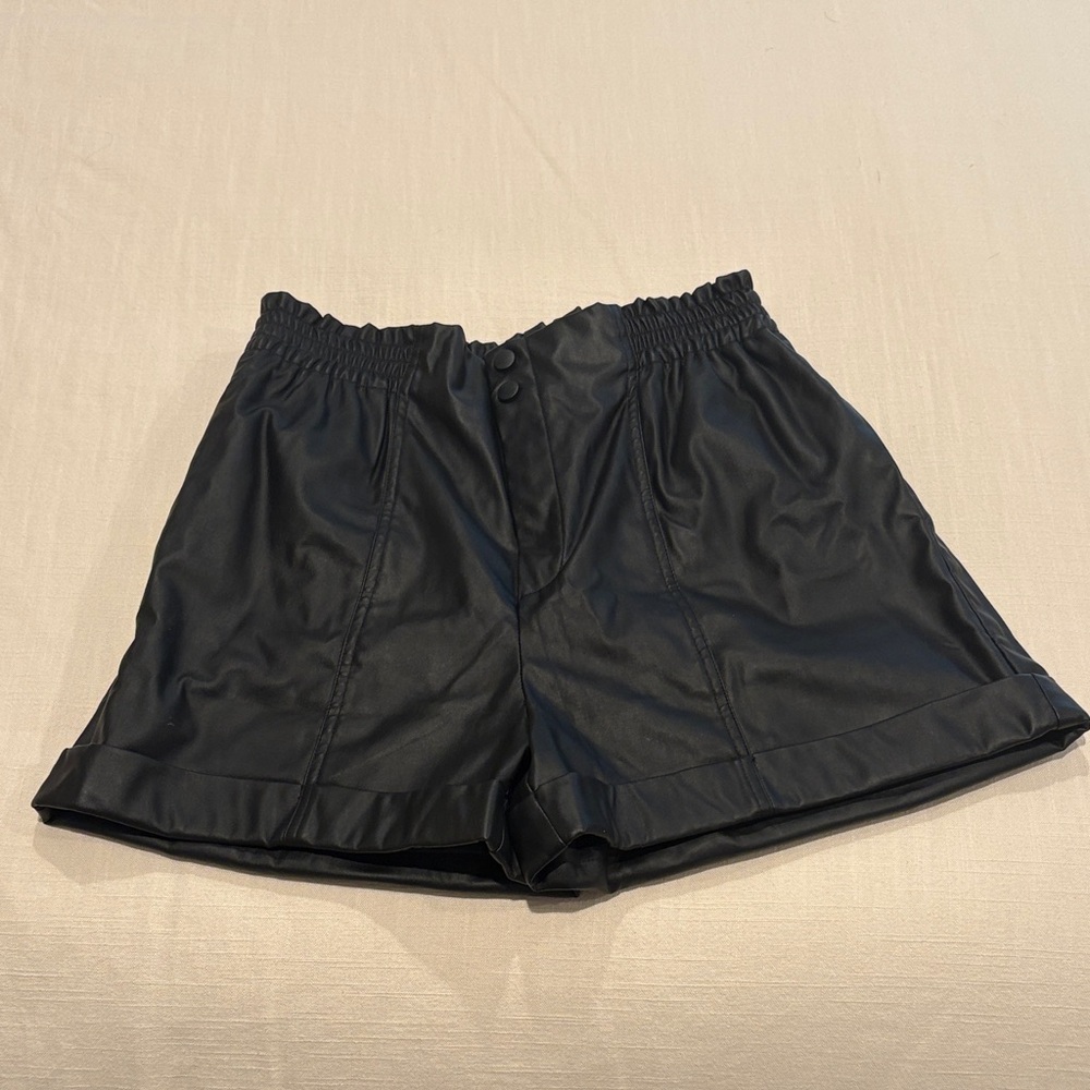 Chic Black High Waist Women's Leather Shorts